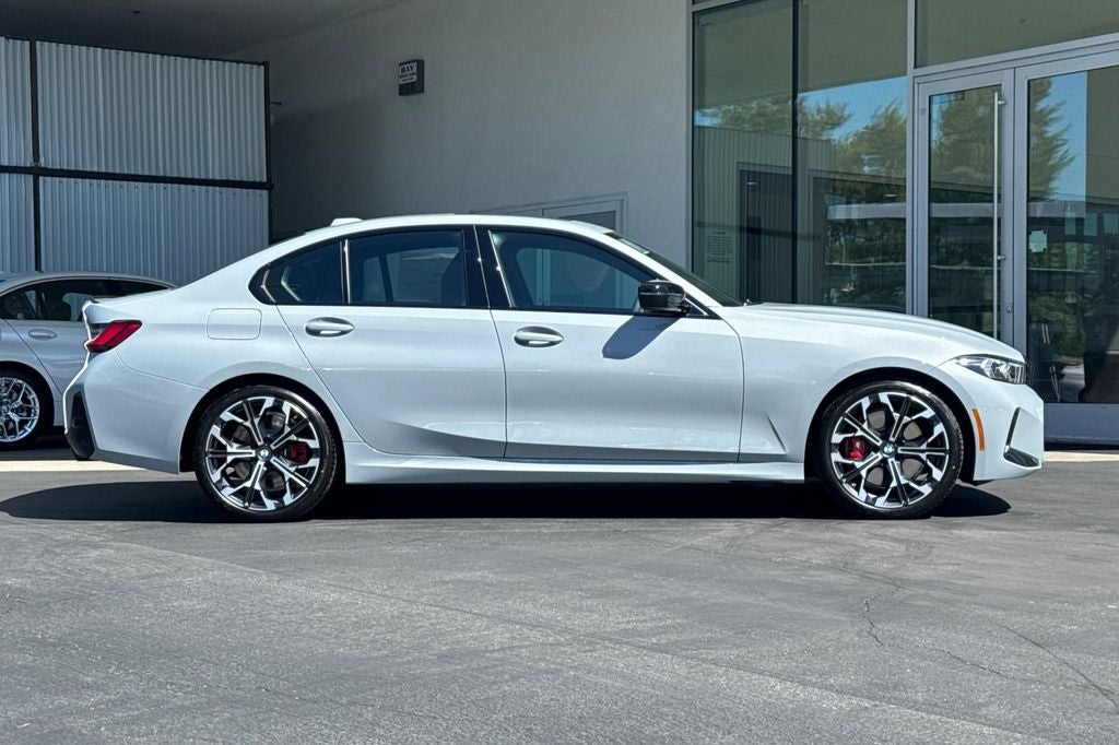 2026 BMW 3 Series 330i