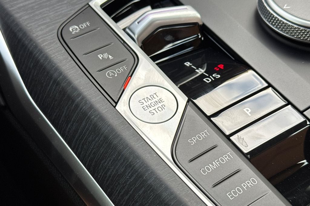 2026 BMW 3 Series 330i