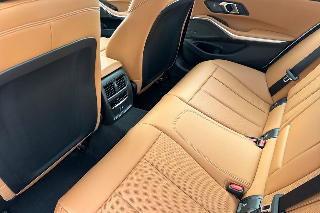 2026 BMW 3 Series 330i