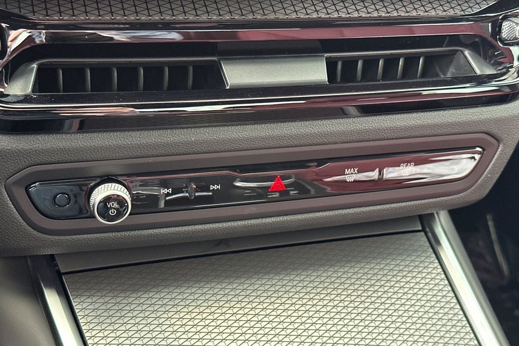 2026 BMW 3 Series 330i