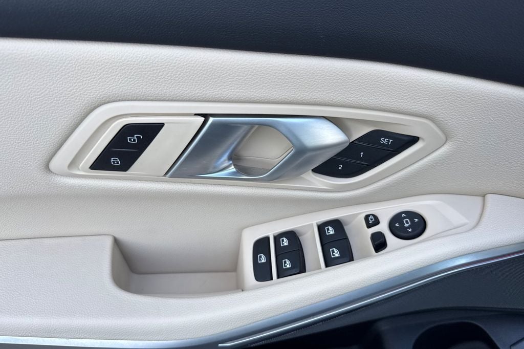 2025 BMW 3 Series 330i