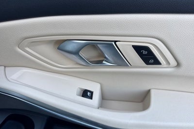 2025 BMW 3 Series 330i
