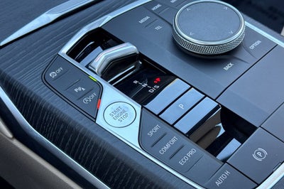 2025 BMW 3 Series 330i