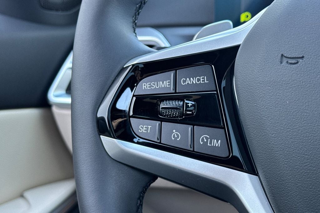 2025 BMW 3 Series 330i