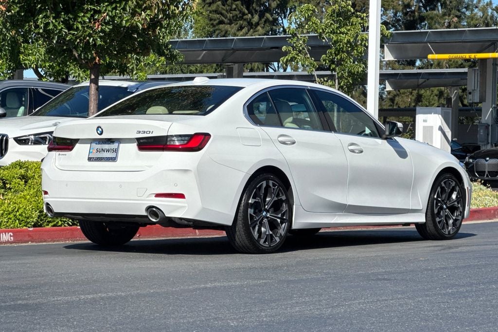 2025 BMW 3 Series 330i