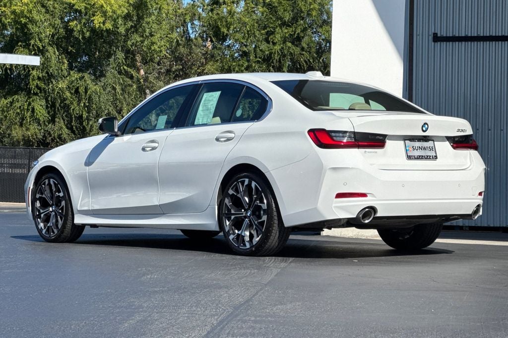 2025 BMW 3 Series 330i