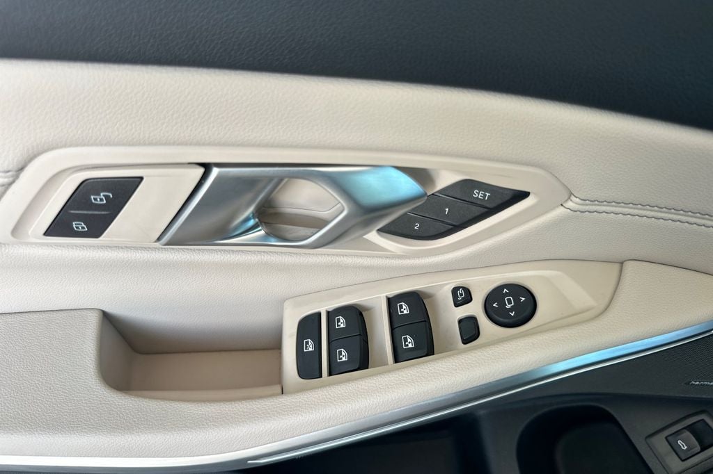 2025 BMW 3 Series 330i