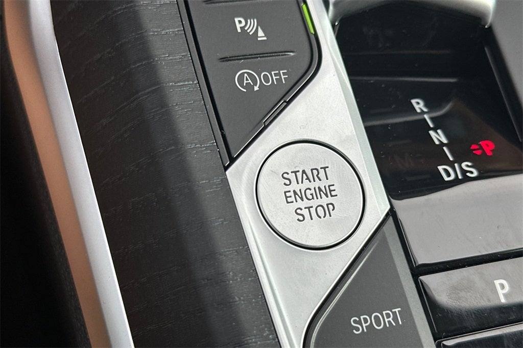 2026 BMW 3 Series 330i