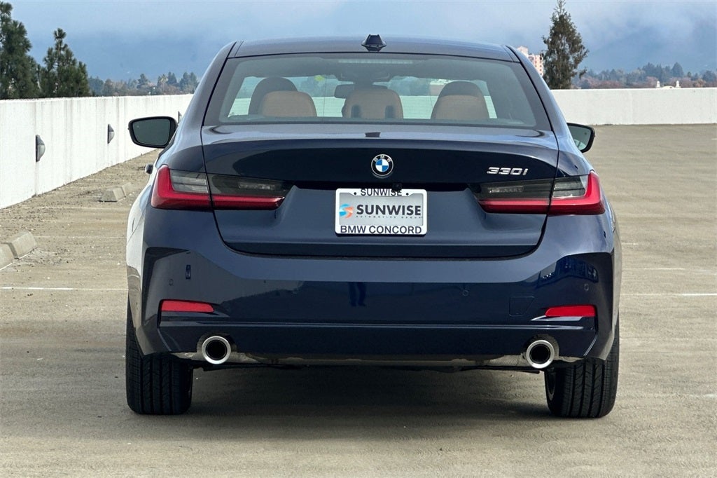 2026 BMW 3 Series 330i