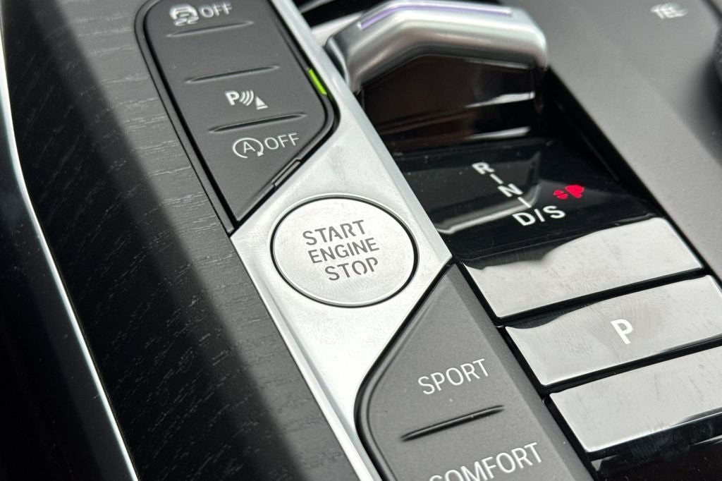 2026 BMW 3 Series 330i