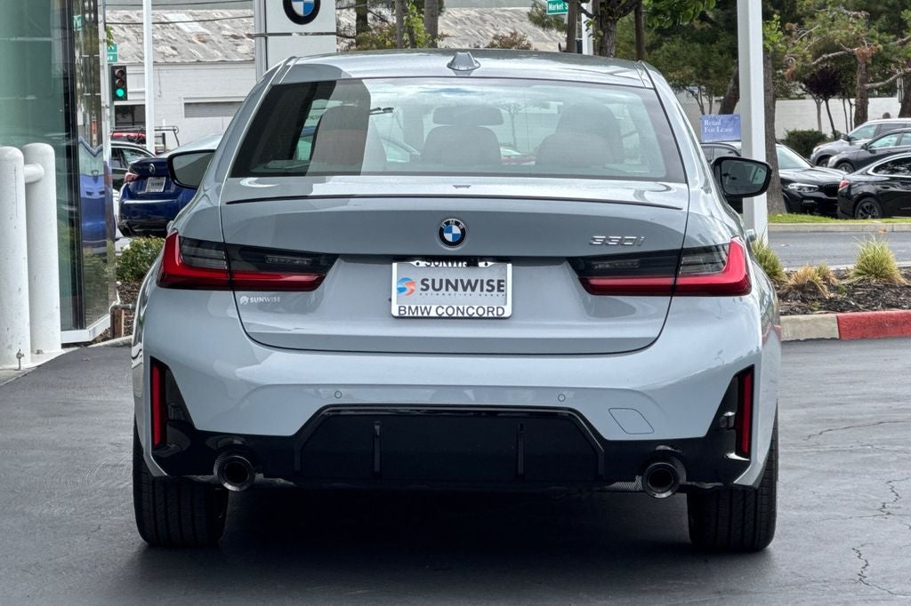 2026 BMW 3 Series 330i