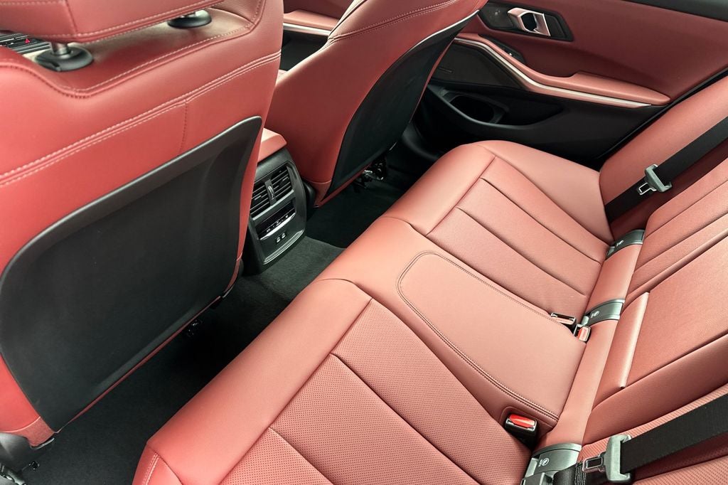 2026 BMW 3 Series 330i