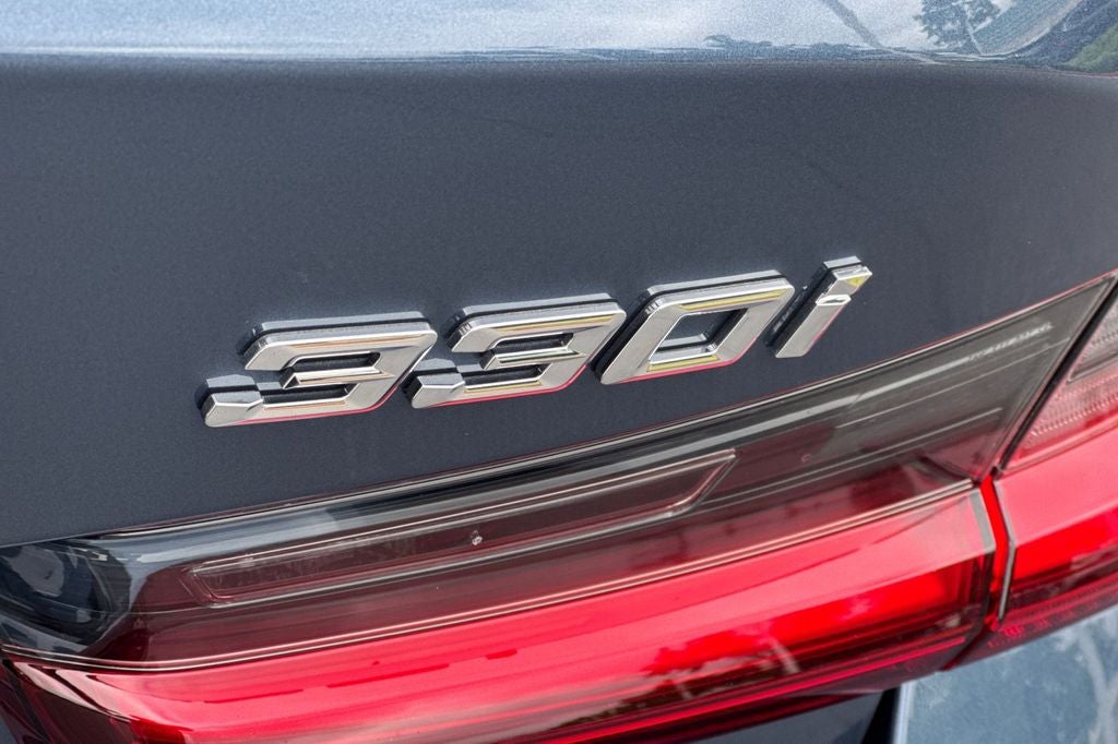 2026 BMW 3 Series 330i