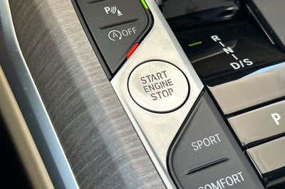 2025 BMW 3 Series 330i