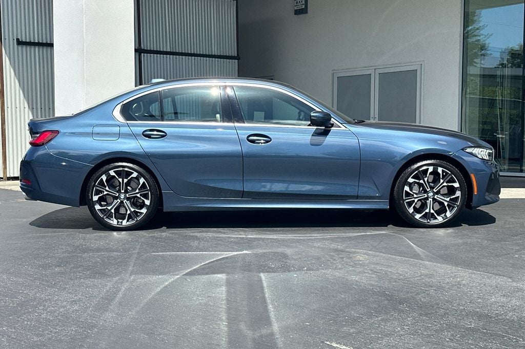 2025 BMW 3 Series 330i