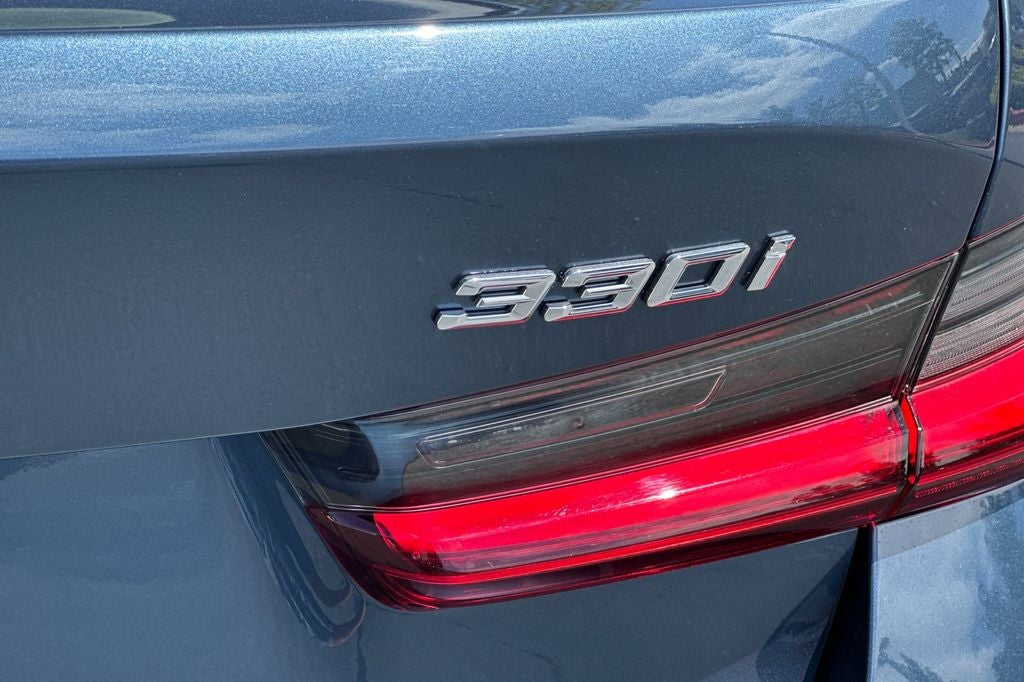 2025 BMW 3 Series 330i