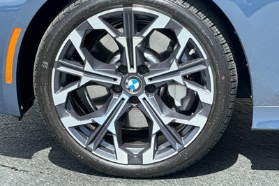 2025 BMW 3 Series 330i