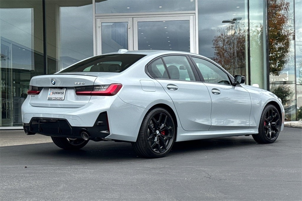 2026 BMW 3 Series 330i