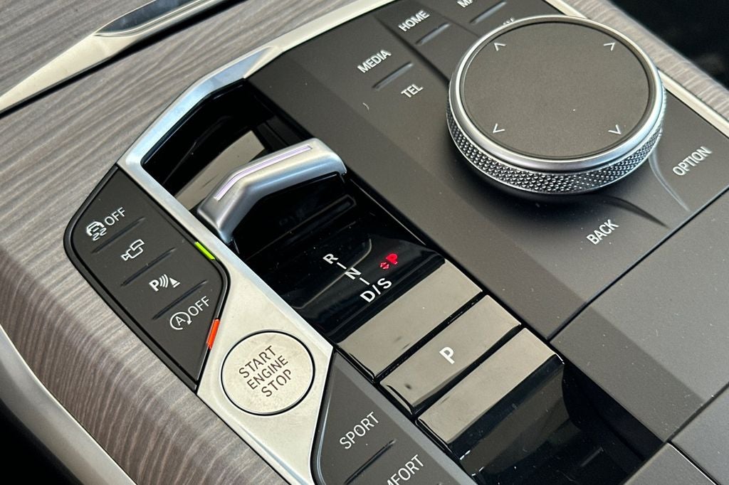 2026 BMW 3 Series 330i