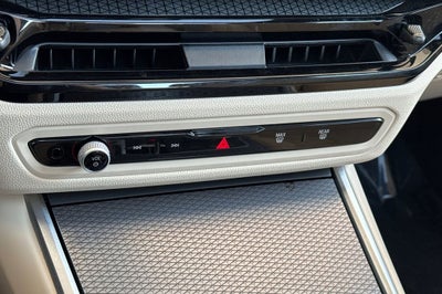 2025 BMW 3 Series 330i