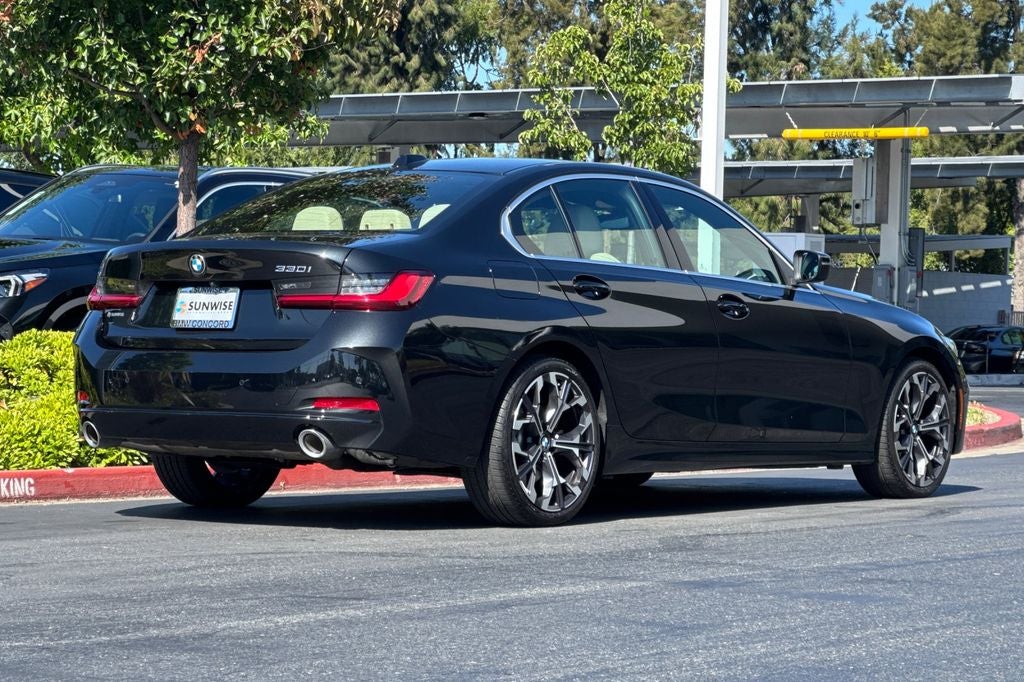 2025 BMW 3 Series 330i