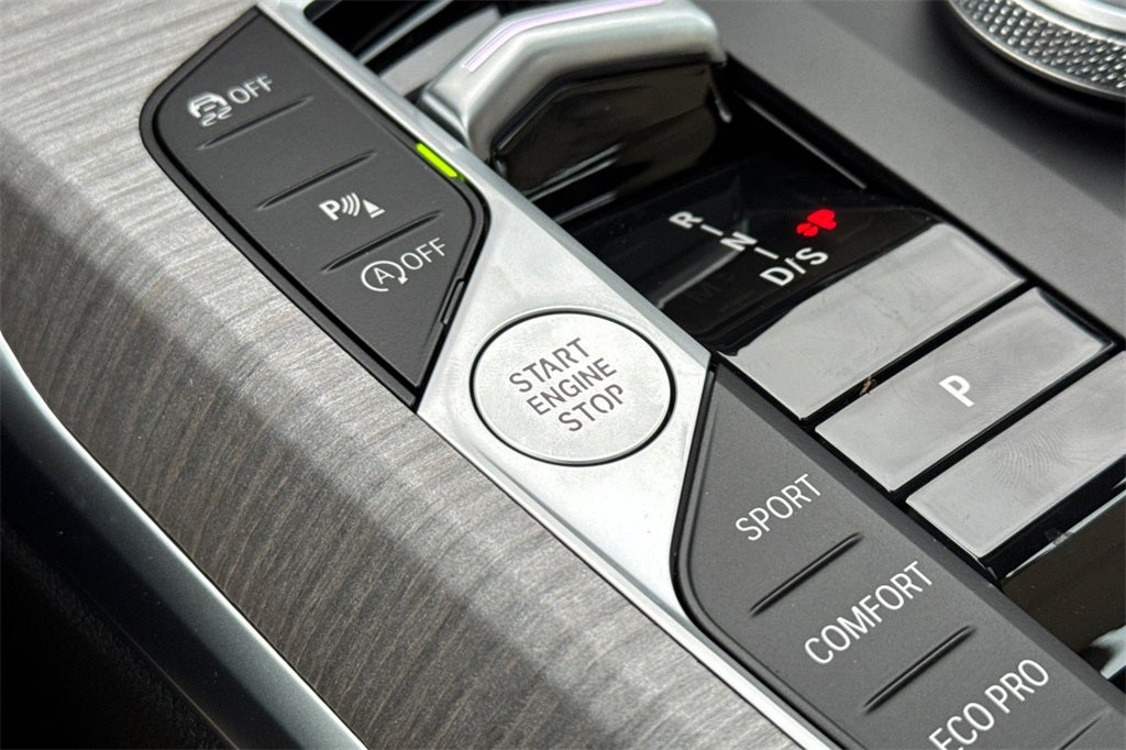 2026 BMW 3 Series 330i