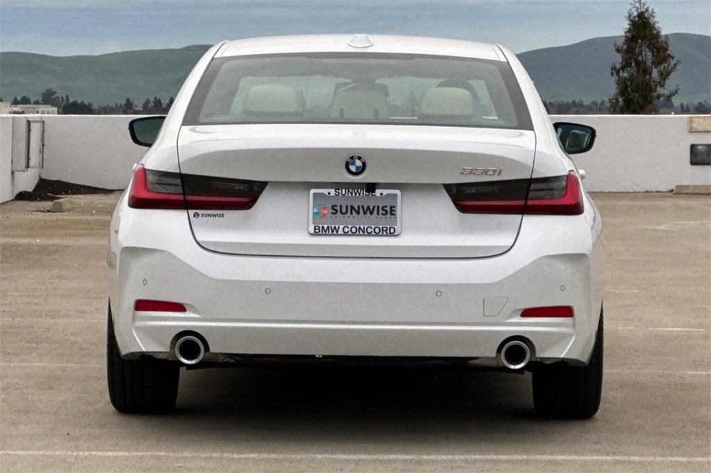2026 BMW 3 Series 330i