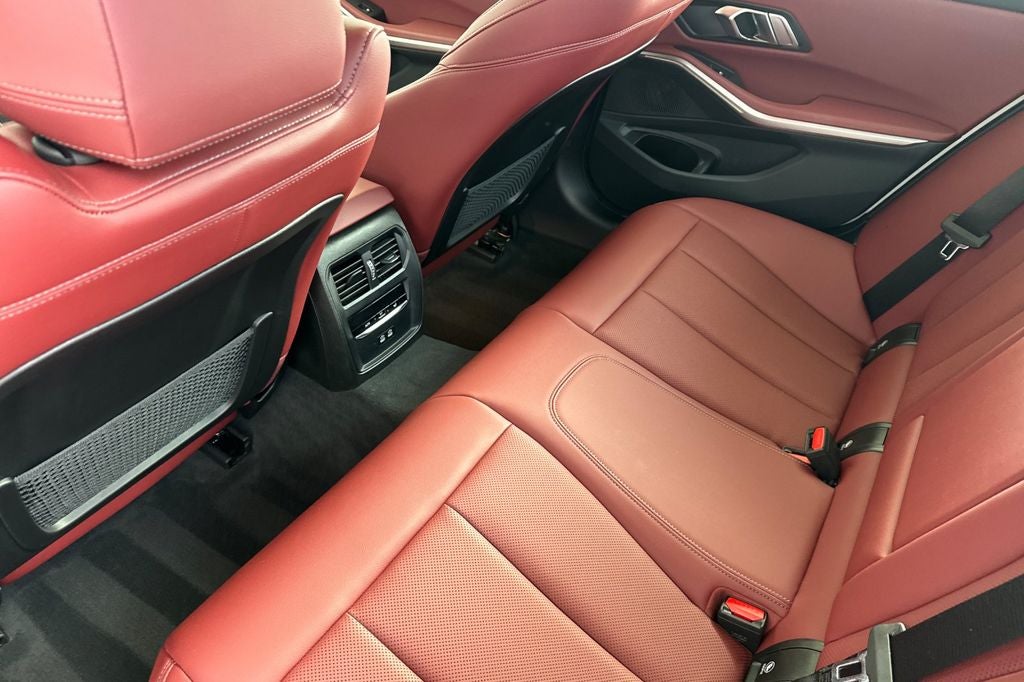 2023 BMW 3 Series 330i