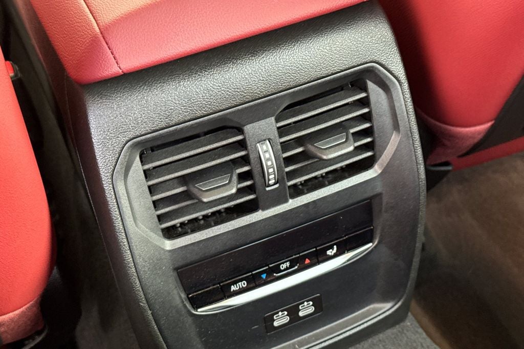 2023 BMW 3 Series 330i