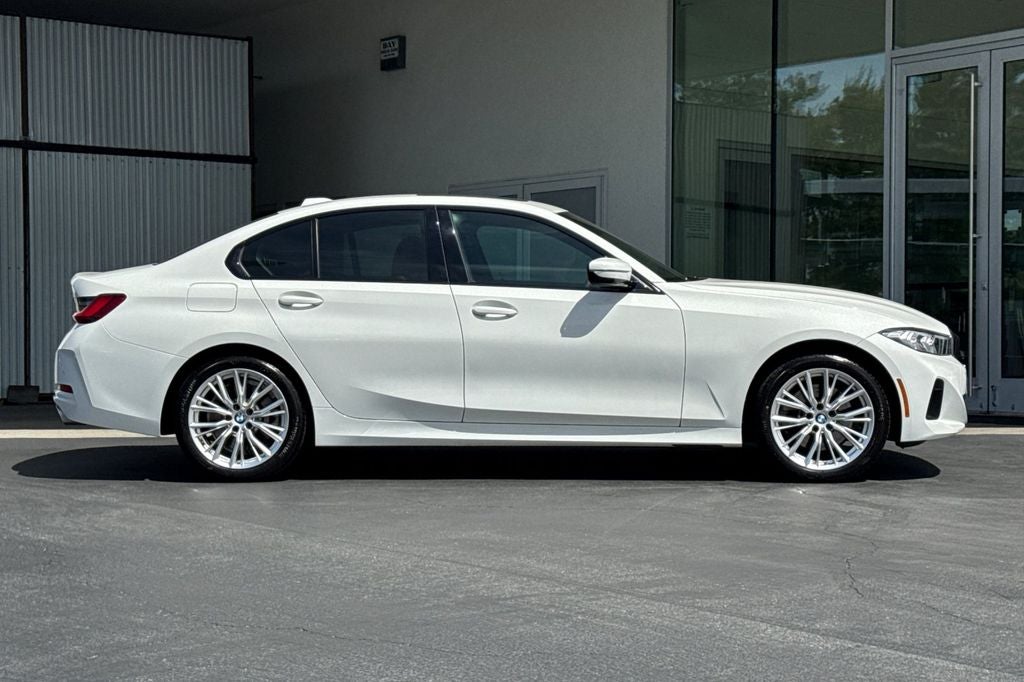 2023 BMW 3 Series 330i