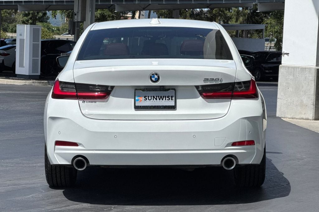 2023 BMW 3 Series 330i