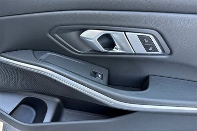 2023 BMW 3 Series 330i