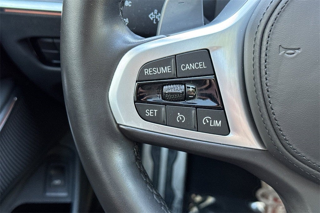 2023 BMW 3 Series 330i