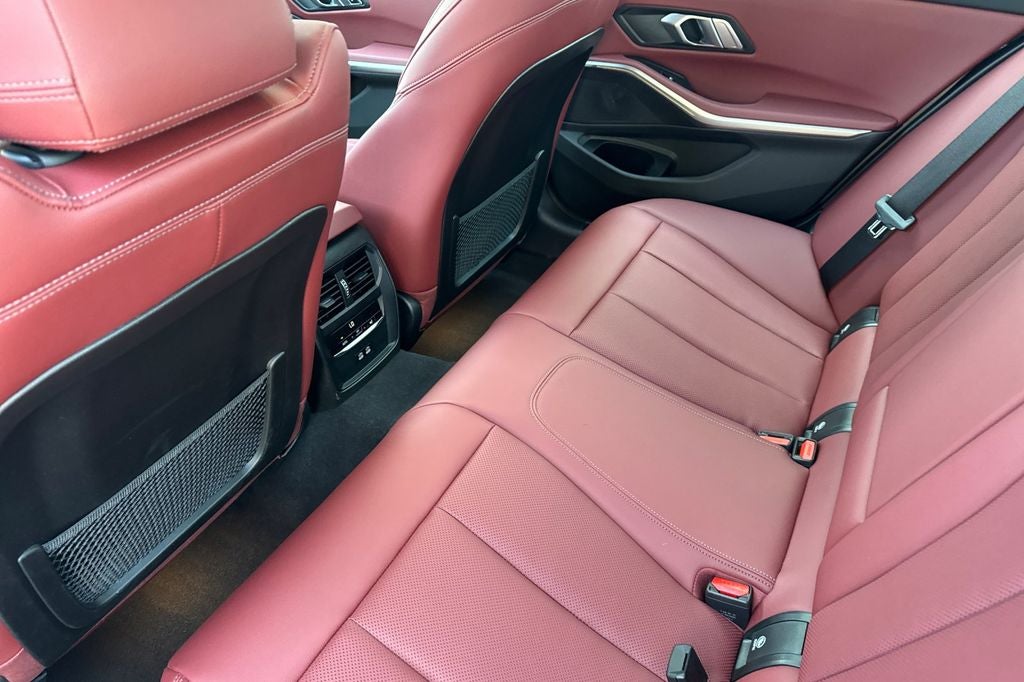 2023 BMW 3 Series 330i