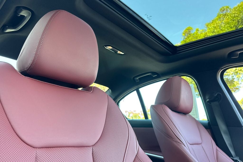 2023 BMW 3 Series 330i