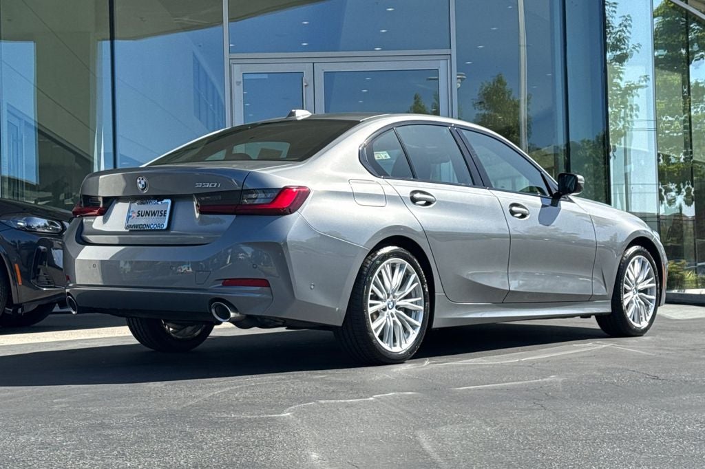 2023 BMW 3 Series 330i