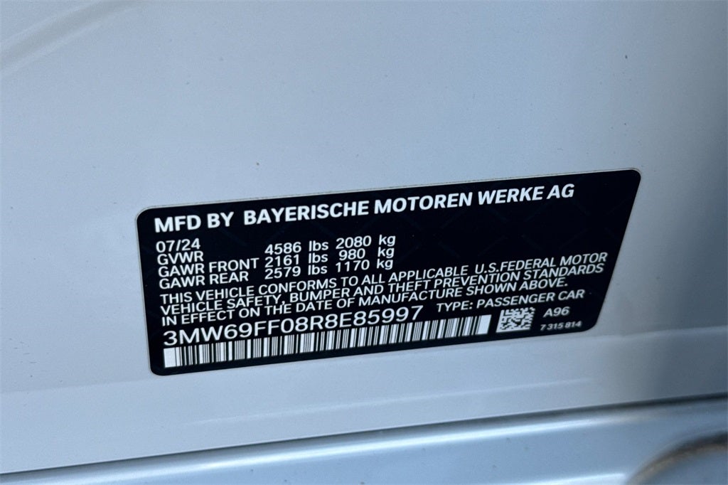 2024 BMW 3 Series 330i