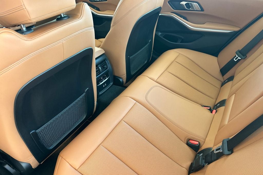 2023 BMW 3 Series 330i