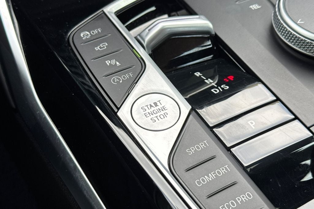 2023 BMW 3 Series 330i