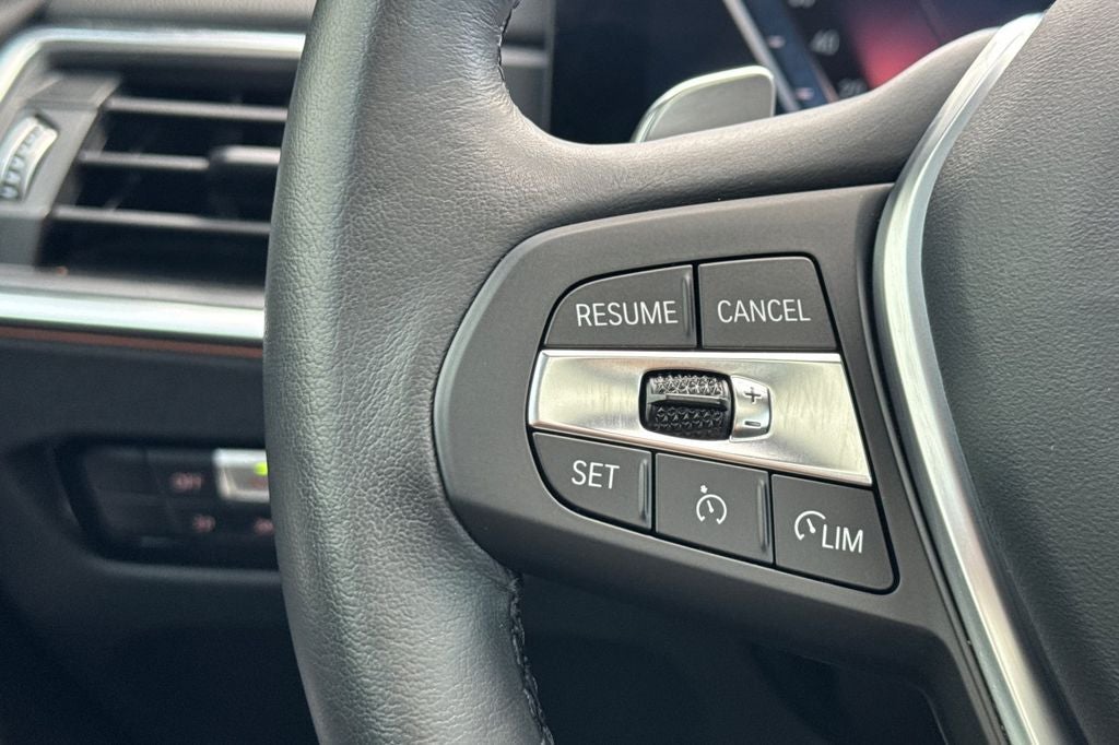 2023 BMW 3 Series 330i