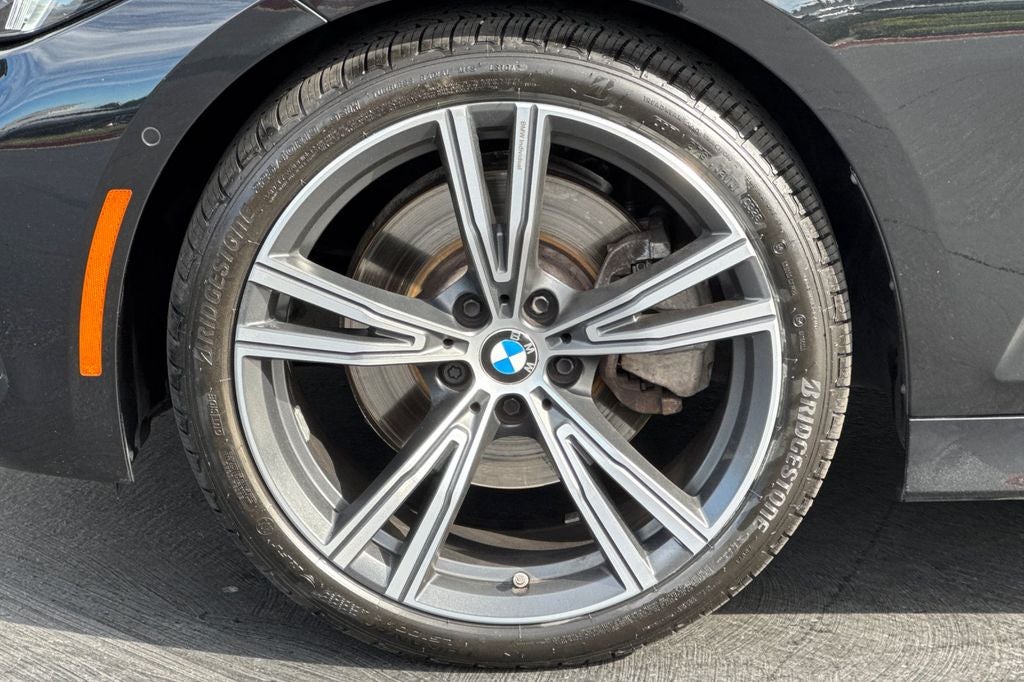 2023 BMW 3 Series 330i