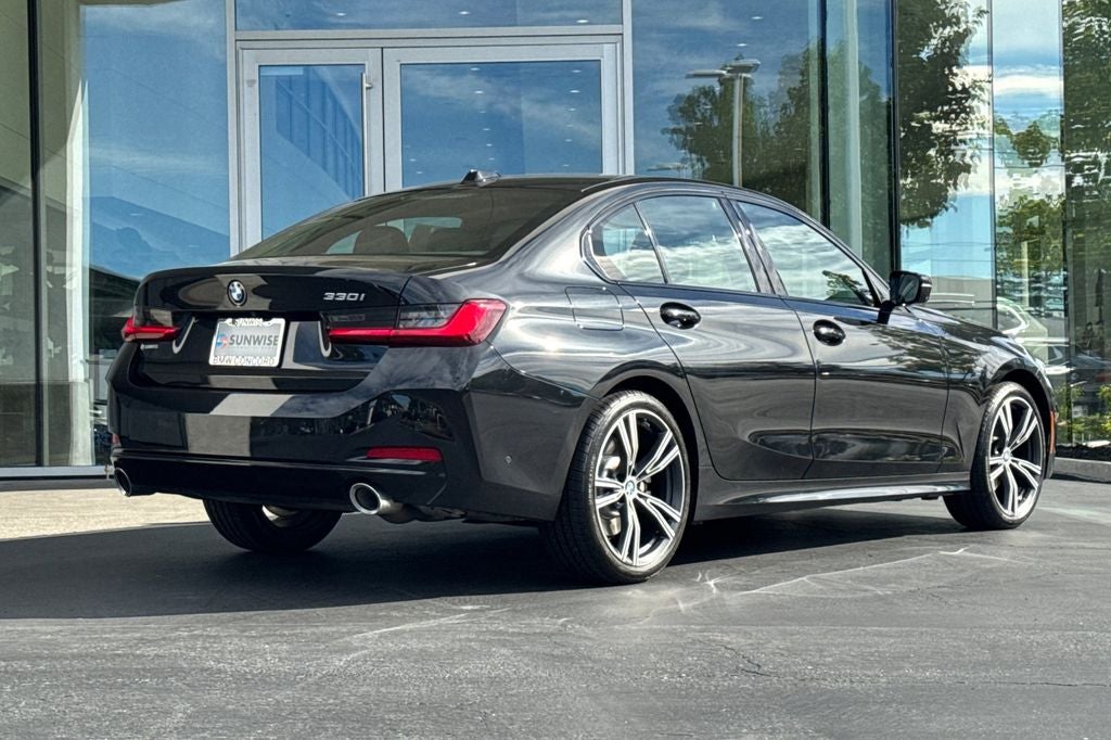 2023 BMW 3 Series 330i