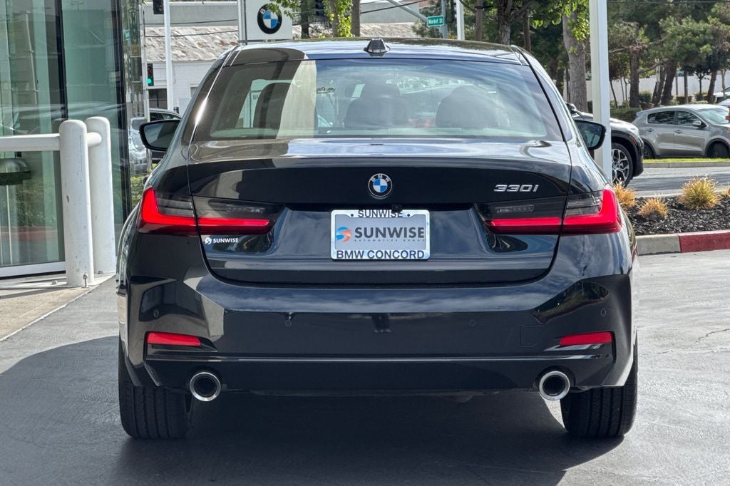2023 BMW 3 Series 330i