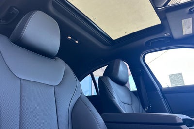 2024 BMW 3 Series 330i