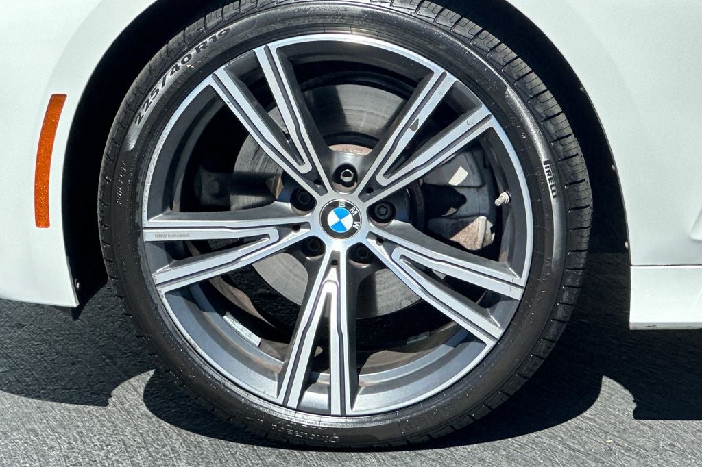 2024 BMW 3 Series 330i
