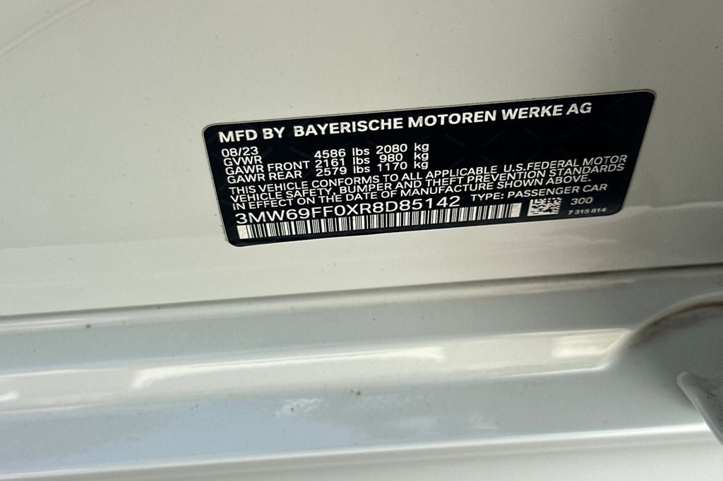 2024 BMW 3 Series 330i