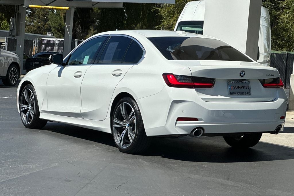 2024 BMW 3 Series 330i