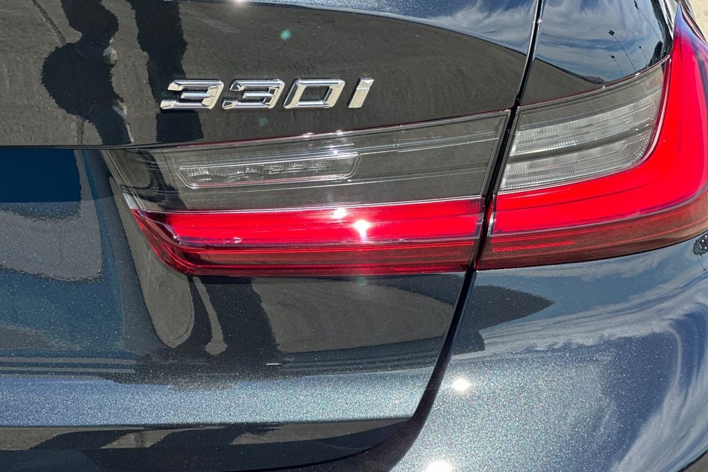 2026 BMW 3 Series 330i xDrive
