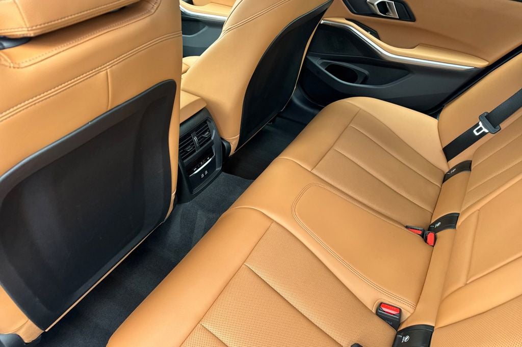 2024 BMW 3 Series 330i xDrive