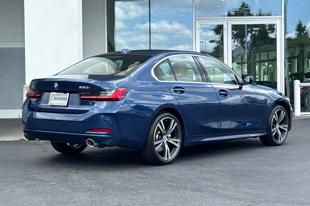 2024 BMW 3 Series 330i xDrive